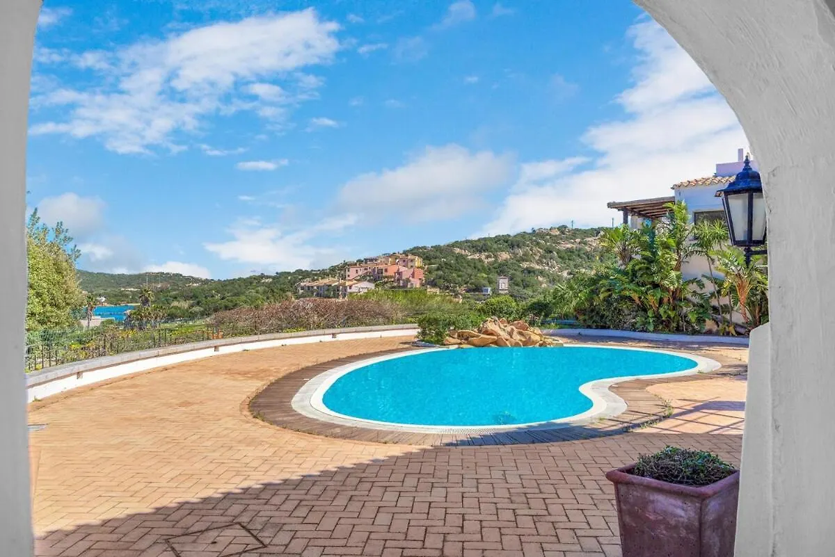 -Top Location- Casa Con Piscina E Spiaggia A 300 Mt Liscia di Vacca Сasa de vacaciones